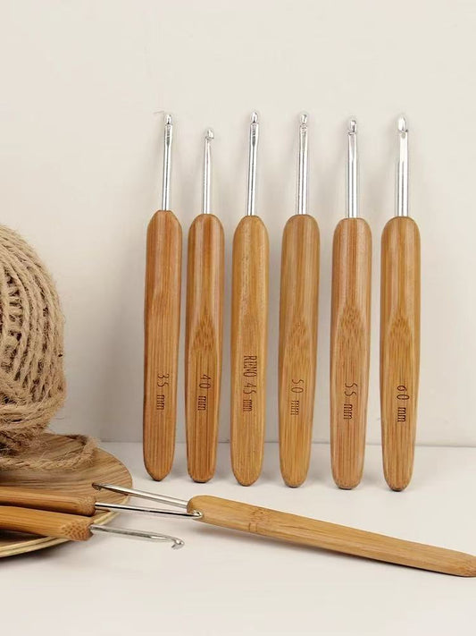 Bamboo-handled crochet hook